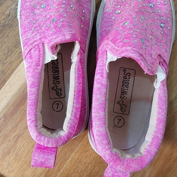 Swigges Pink Rhinestone Slip On Sneakers Toddler Size 7 - Picture 12 of 15